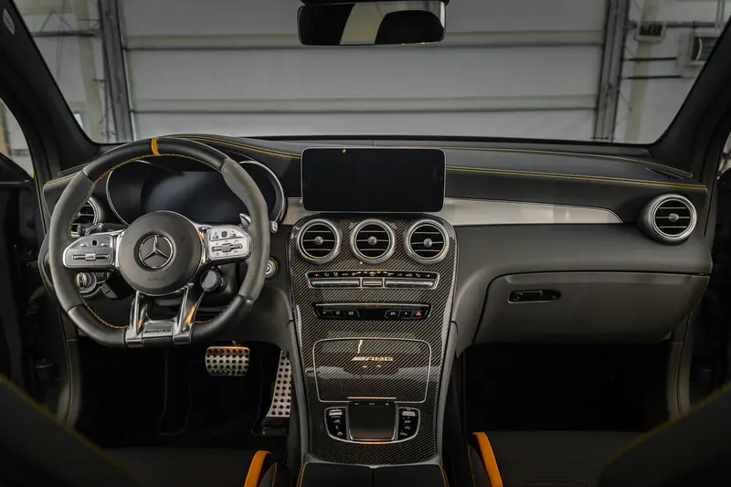 Mercedes GLC63 13
