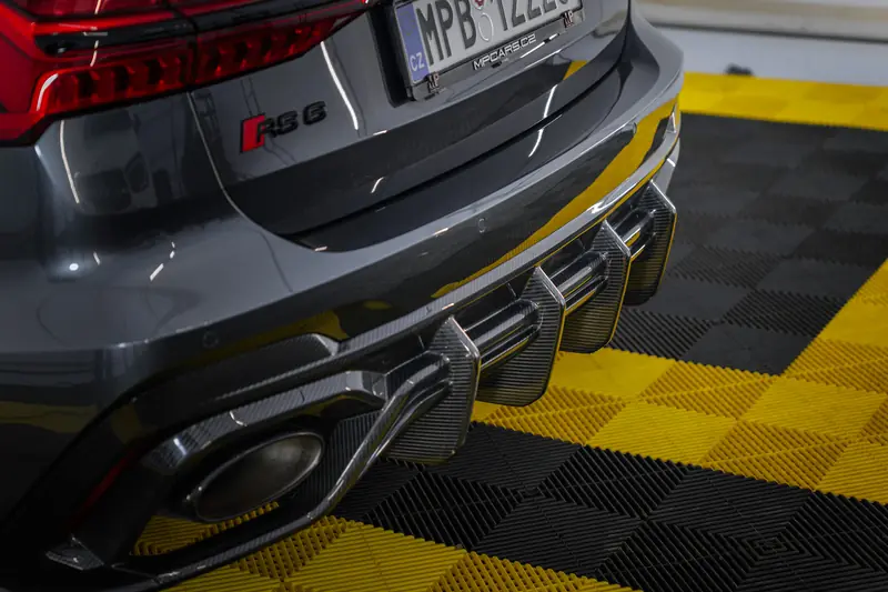 Audi RS6 13